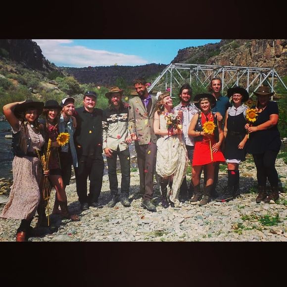 Meet your Posher, Amanda - Picture 1 of 1